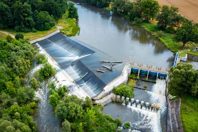 Widok jazu z lotu ptaka