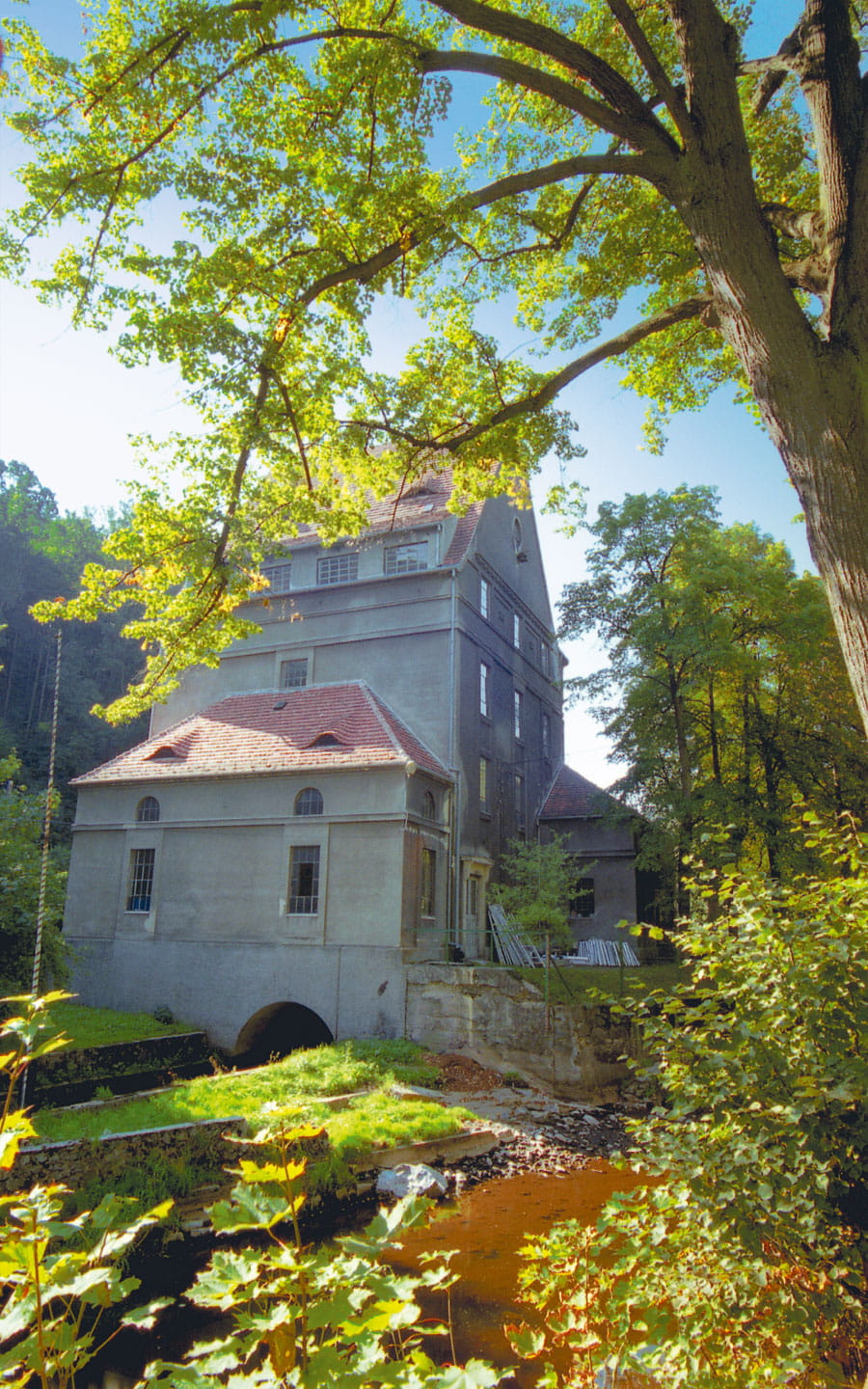 Budynek elektrowni wodnej
