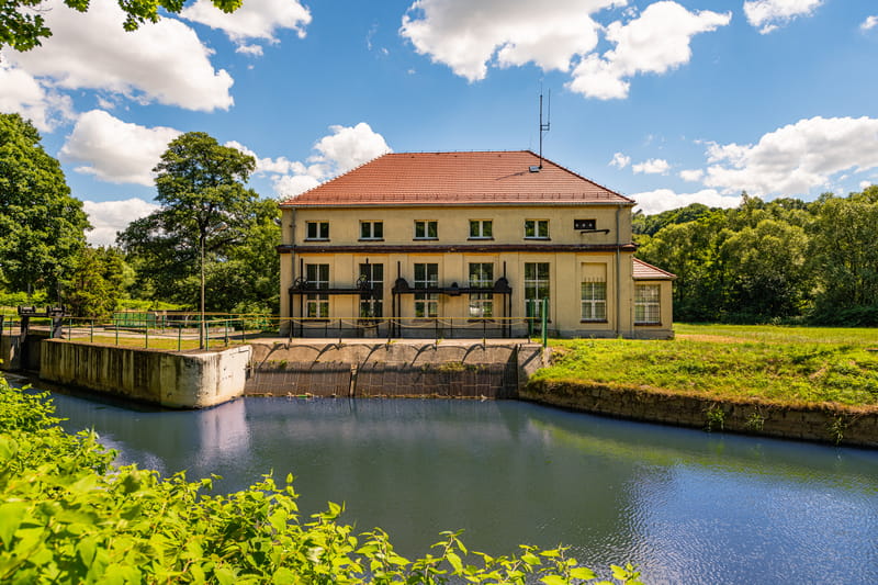 Budynek elektrowni wodnej