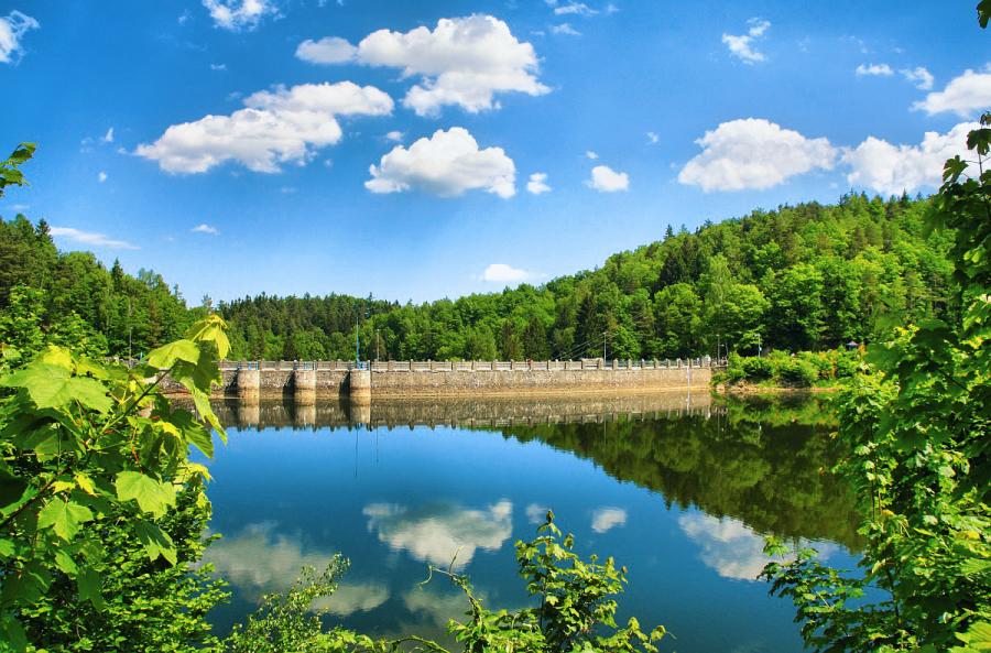 Zapora i Jezioro Złotnickie