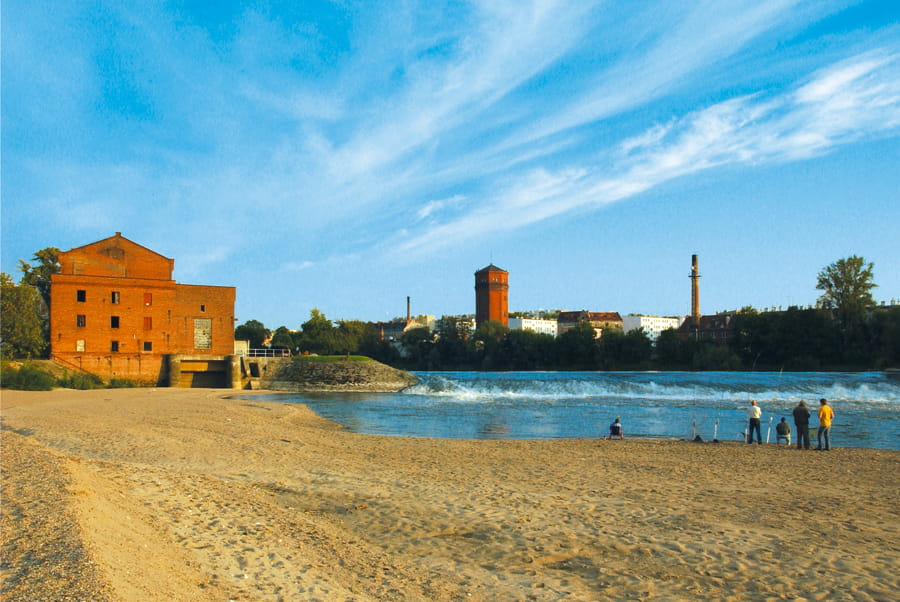 Widok Odry i elektrowni wodnej