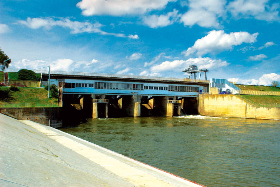 Zapora od strony dolnej wody