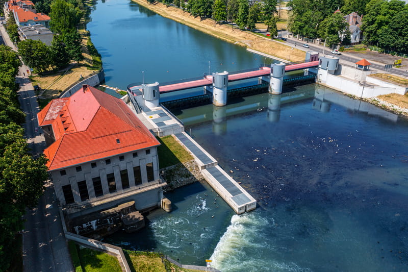 Elektrownia wodna z lotu ptaka