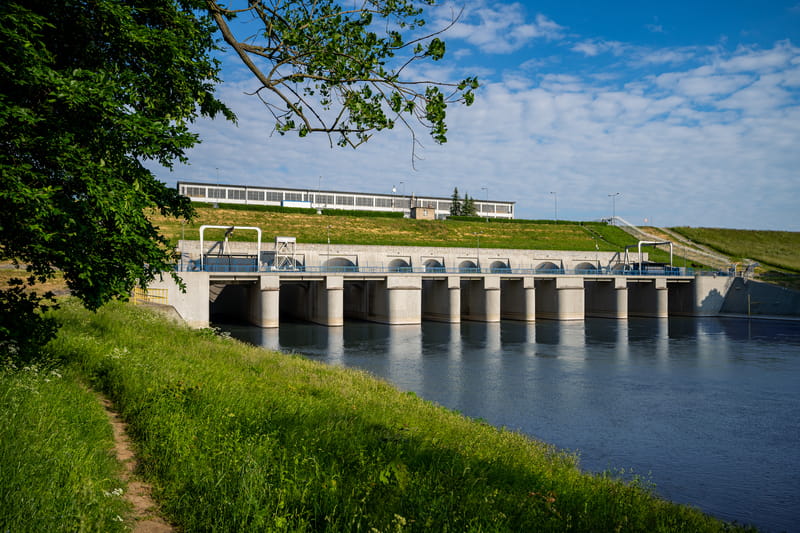 Wyloty ze stopnia wodnego